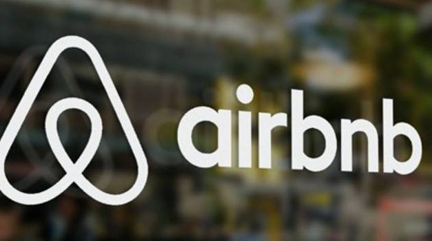 La CNMC sale en defensa de empresas como Airbnb