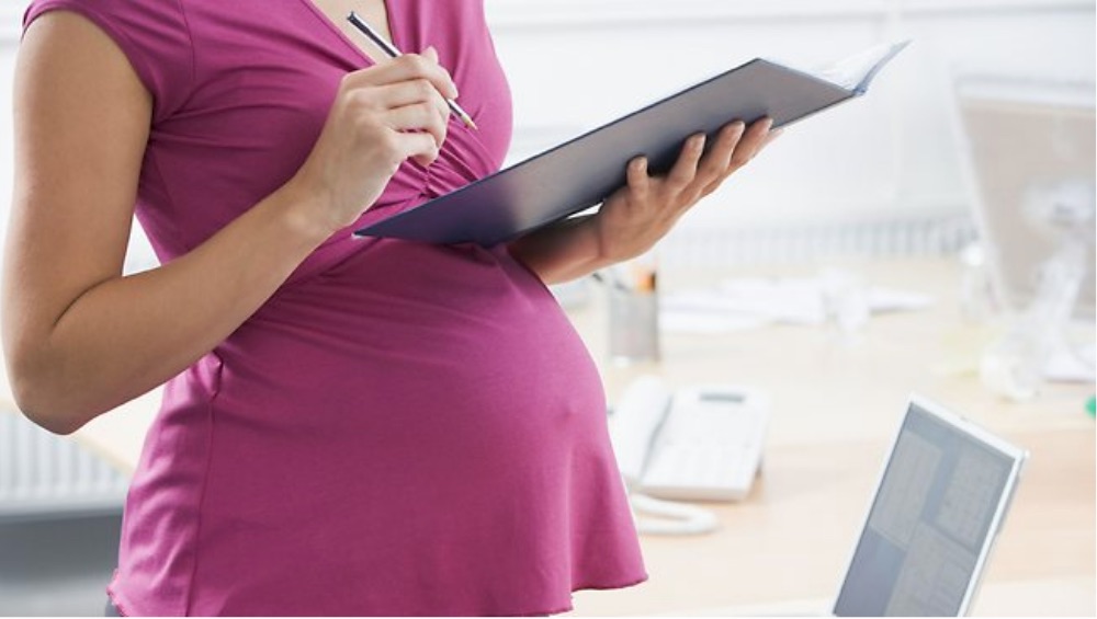 Las mujeres embarazas que trabajen por turnos de noche tienen protección específica