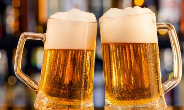 Una compañía cervecera indemniza a una mujer por el estallido de una botella con 94.000 euros