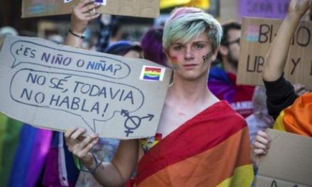El Tribunal Constitucional avala que los menores transexuales puedan solicitar el cambio de sexo en el Registro Civil