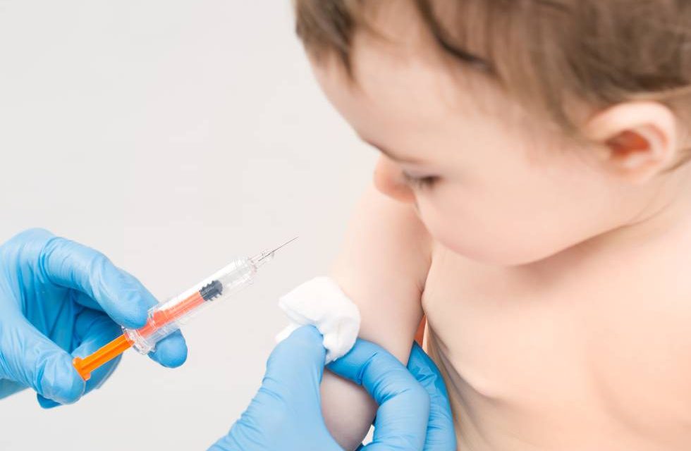 ¿Qué dice la jurisprudencia cuando uno de los progenitores no quiere vacunar a su hijo?