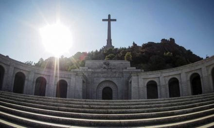 La sentencia dictada por el Tribunal Supremo sobre Franco es título legítimo para acceder al Valle de los Caídos y proceder a la exhumación
